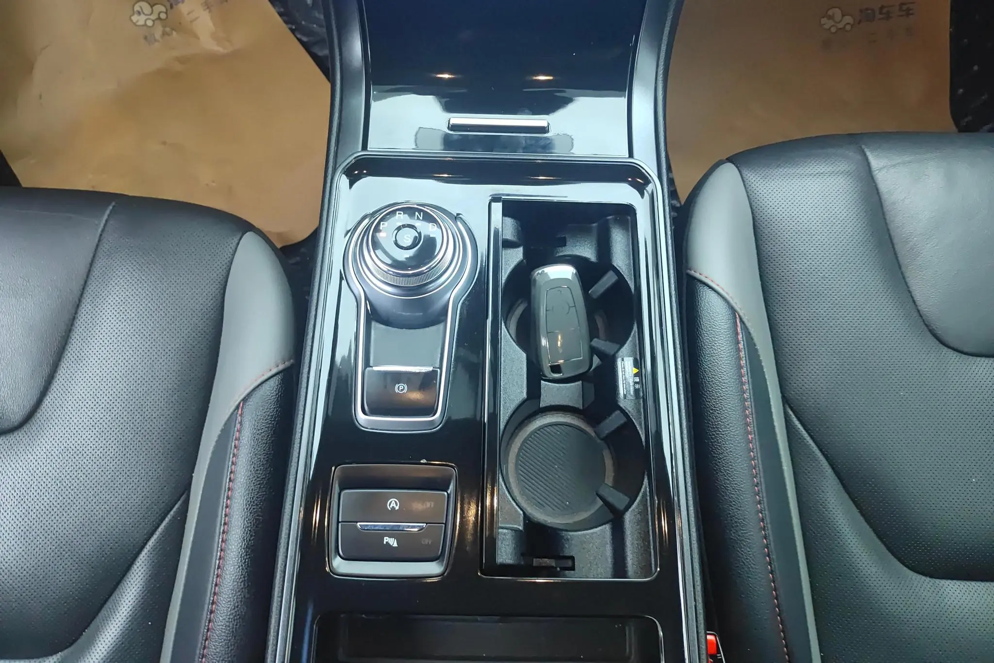 Ford Sharp World EcoBoost 245 two-wheel drive ST-Line 5 seats