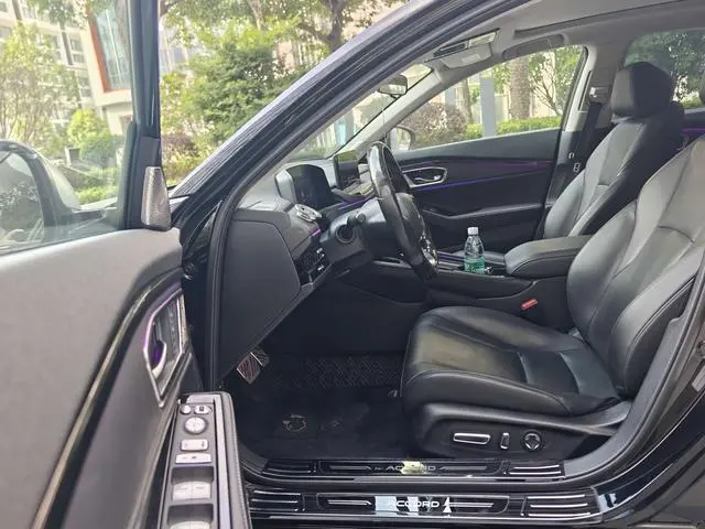 Honda Accord Rui*T Dynamic 260TURBO Excellent Edition
