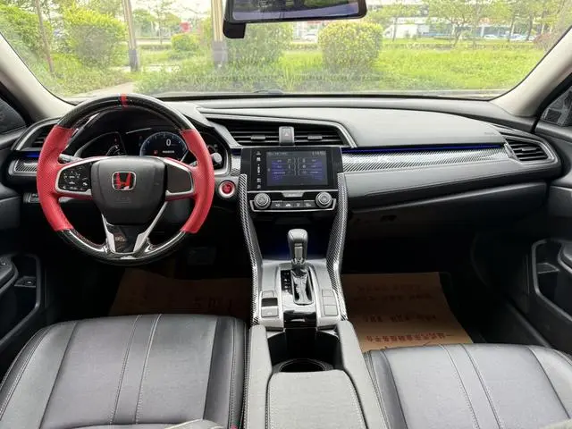 Honda Civic 220TURBO CVT Dynamic Version Country VI