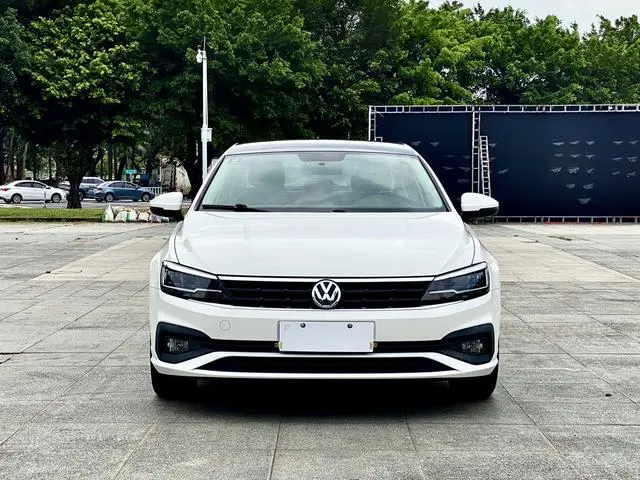 Volkswagen Lingdu 230TSI DSG Fashion Edition Country VI