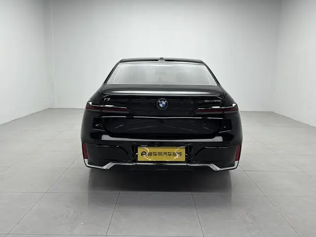 BMW BMW i7 eDrive50L Exclusive M Sports Suit