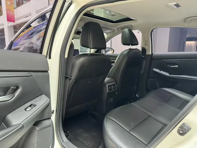 Nissan Xuan Yi 1.6L CVT Smart Driving Version