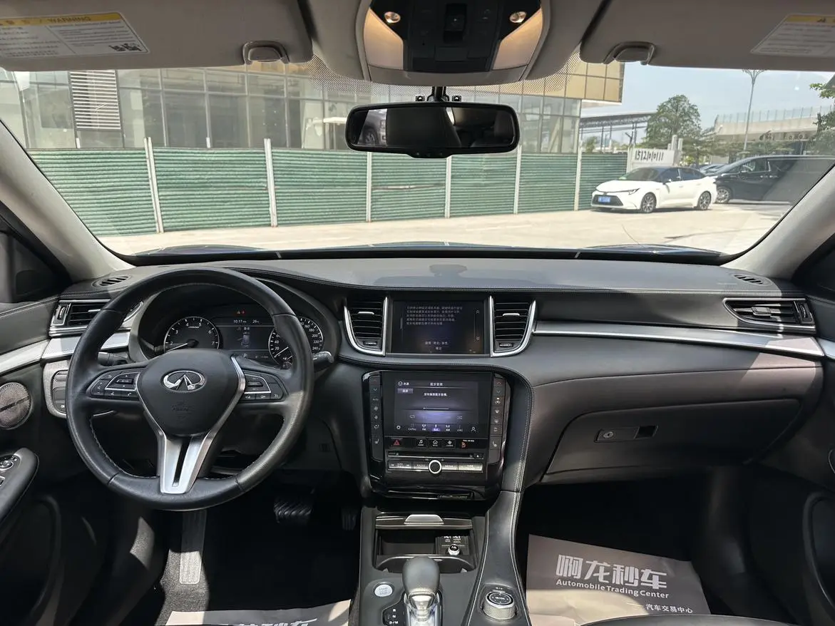 Infiniti Infiniti QX50 2.0T two-wheel drive fashion version