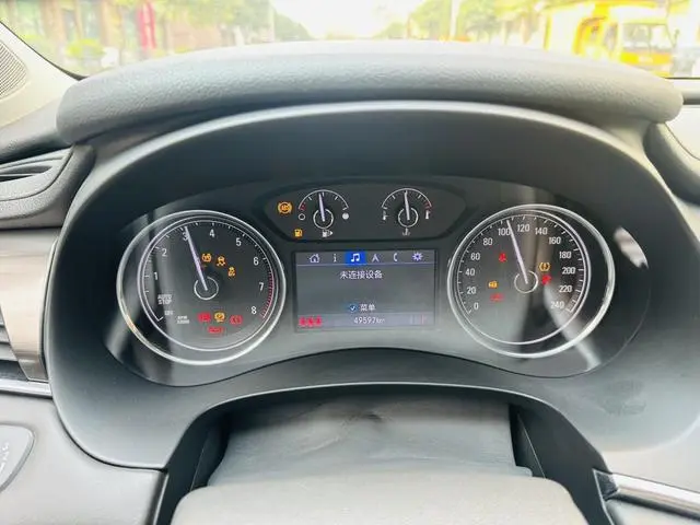 Buick Lacrosse 652T luxury