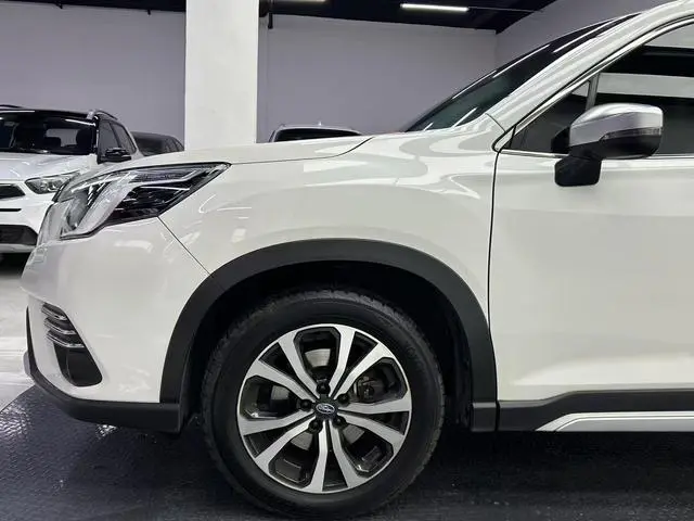 Subaru FORESTER Forester 2.0i AWD Ultimate Edition EyeSight