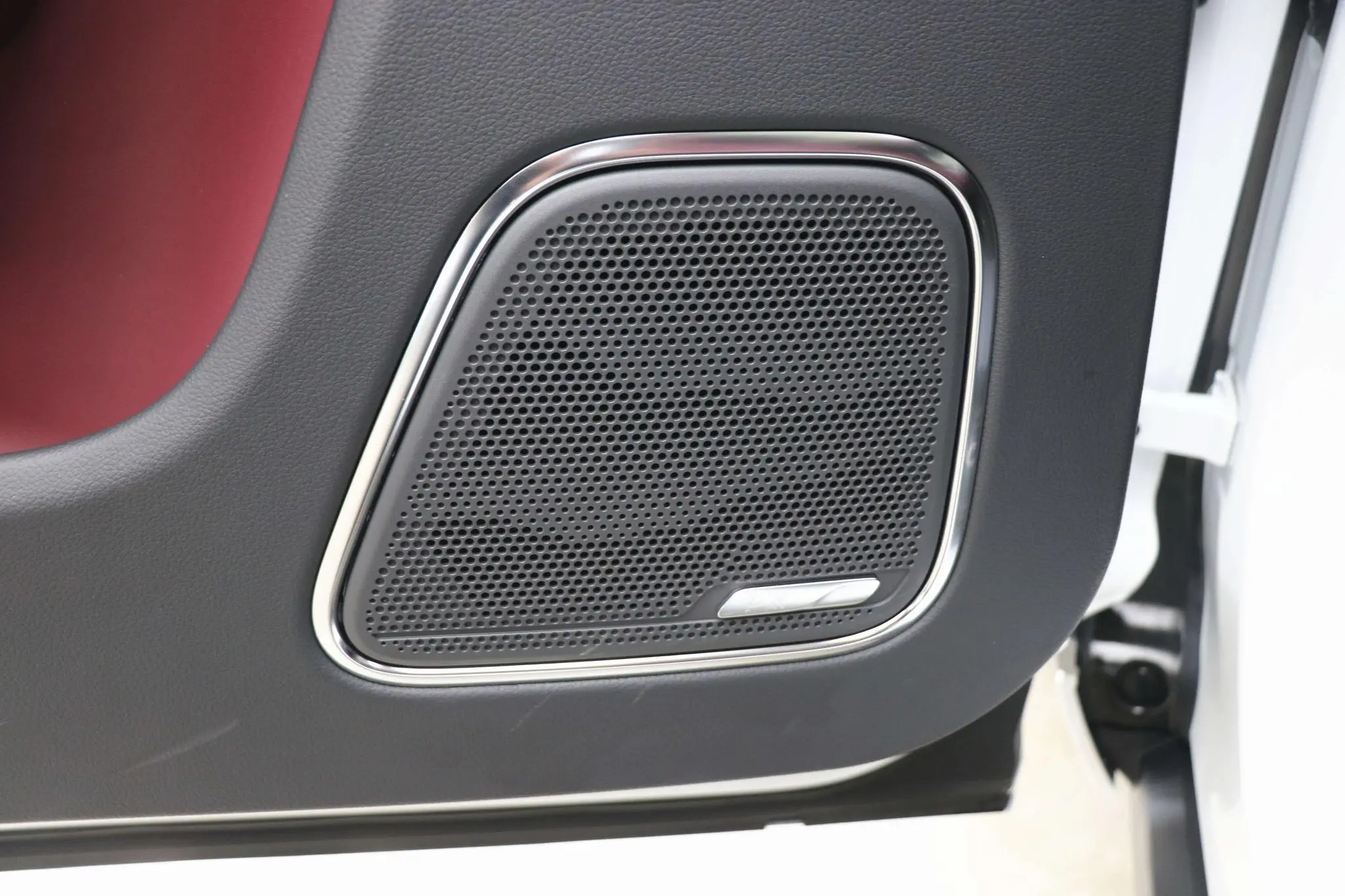 Hongqi Hongqi E-HS9 660km Qichang version six seats