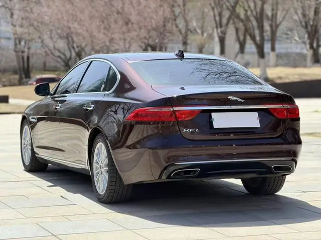 Jaguar Jaguar XFL XFL 2.0T 200PS Fenghua Edition