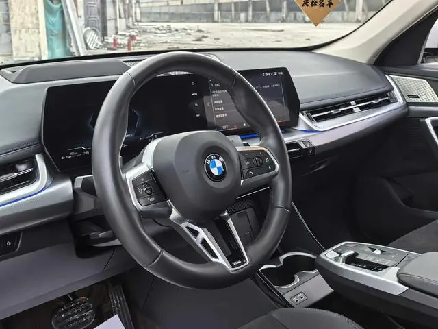 BMW BMW X1 sDrive25Li M sports suit