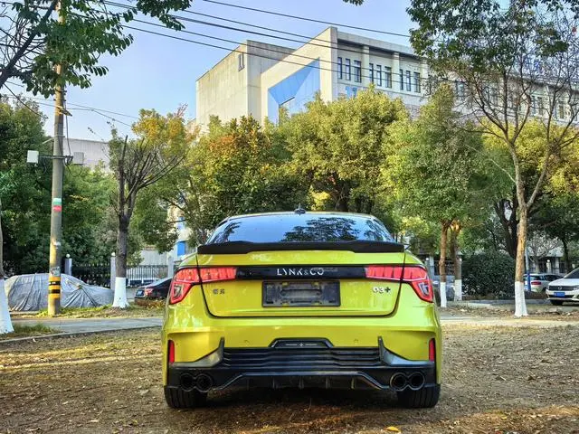 LYNK & CO Lynk 03 03+2.0 TD Automatic Yufeng Version