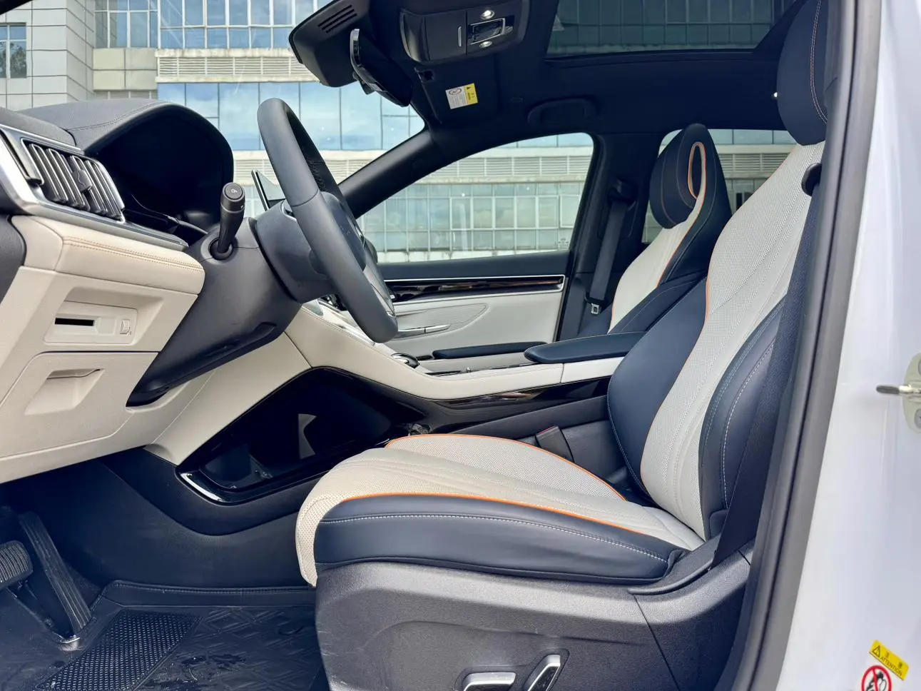 BYD Song PLUS DM DM-i 110KM two-wheel drive flagship PLUS 5G version