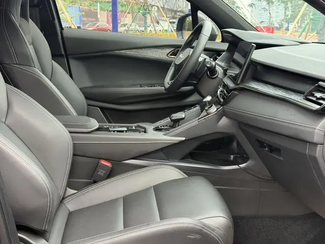 LYNK & CO Lynk 06 Remix 1.5T Jin Pro