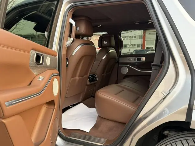 Tank Tank 700 Hi4-T Extreme Edition