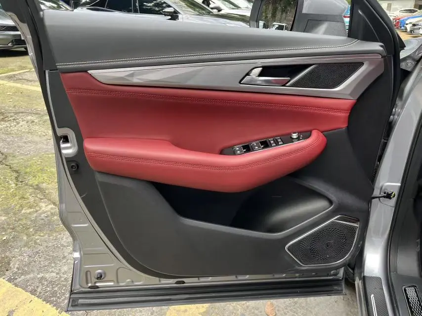 Changan Changan CS85 COUPE 1.5T-shaped version