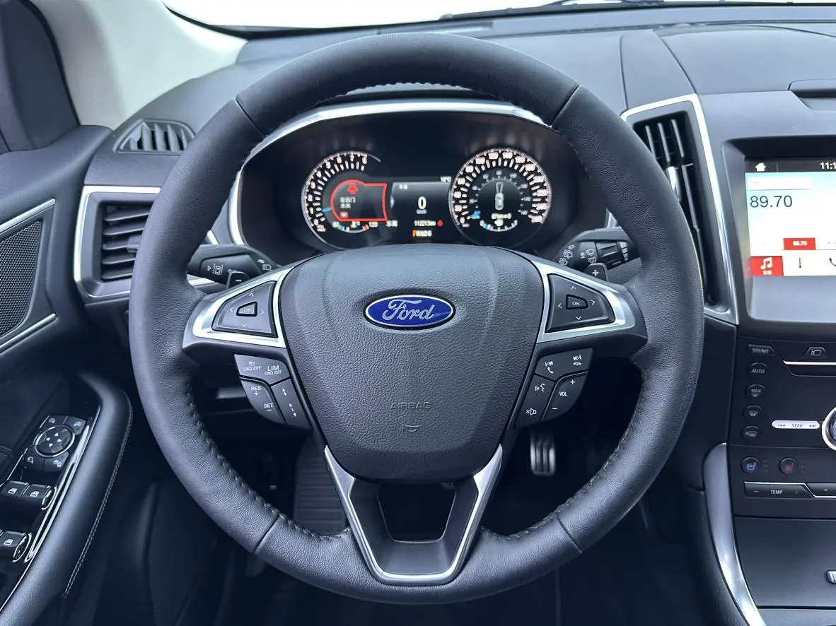 Ford Sharp World EcoBoost 245 four-wheel drive Zunrui Plus 7-seater country VI