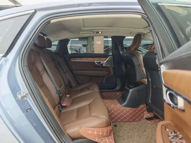 Volvo Volvo S90 PHEV T8 E-drive hybrid Zhiya Edition Country V