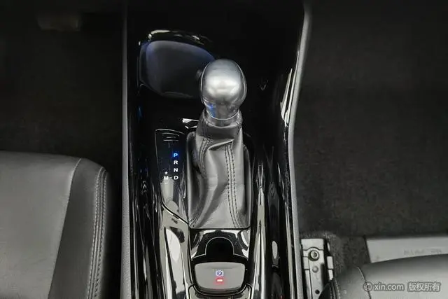 TOYOTA IZOA 2.0L Yichi Edition Country VI