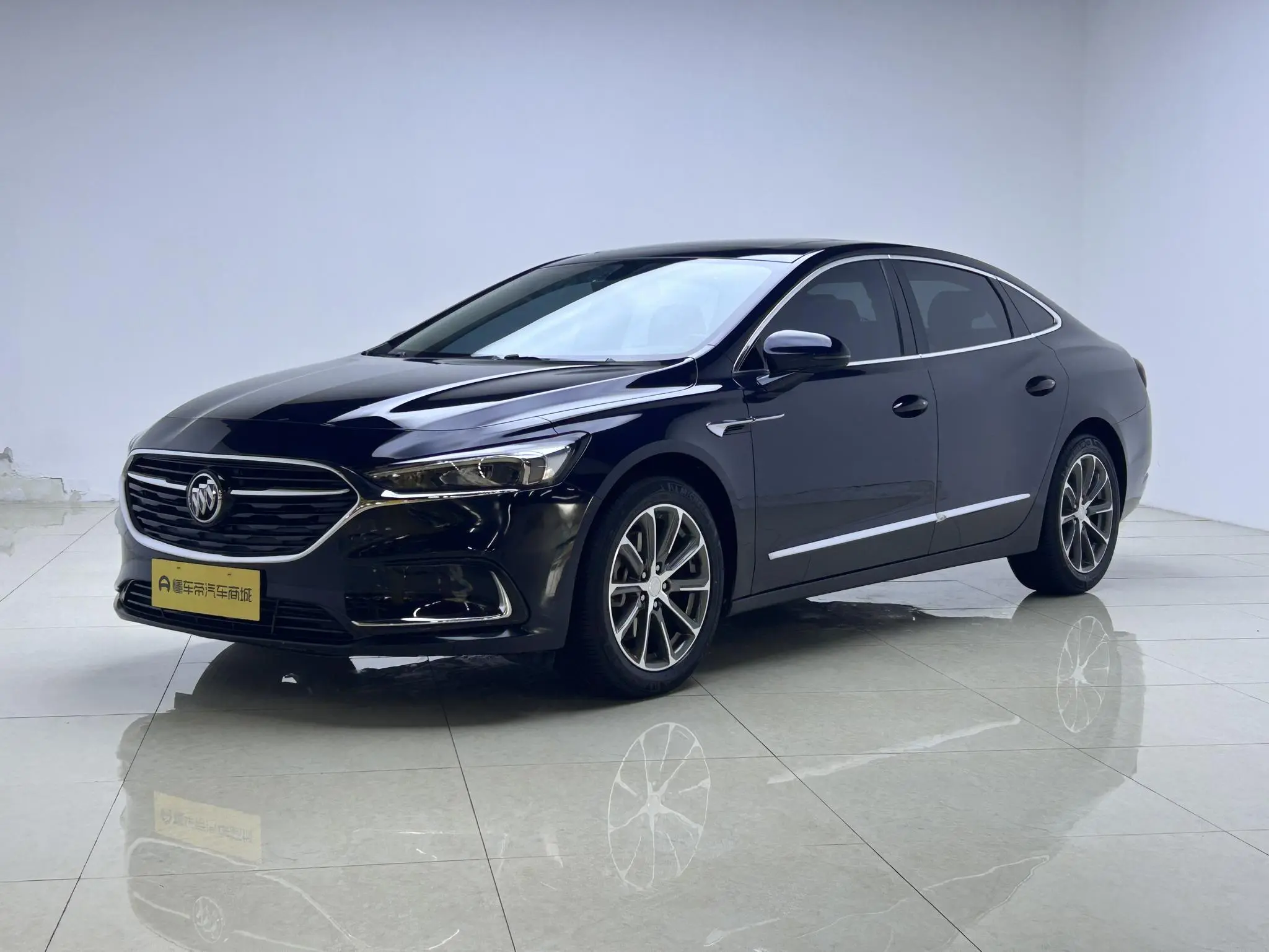 Buick Lacrosse 652T luxury