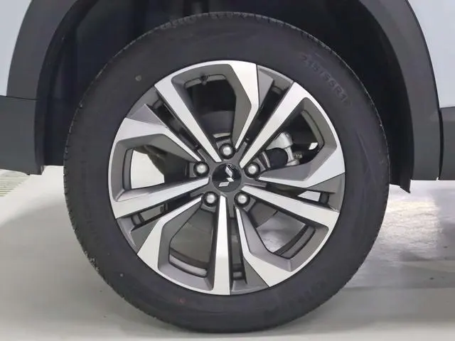 Wuling Wuling Xingchen 2.0L DHT electric speed model