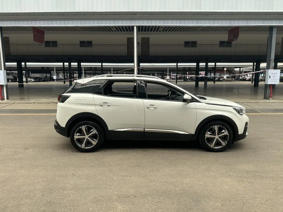 Peugeot Peugeot 4008 350THP taste the first version of the country V