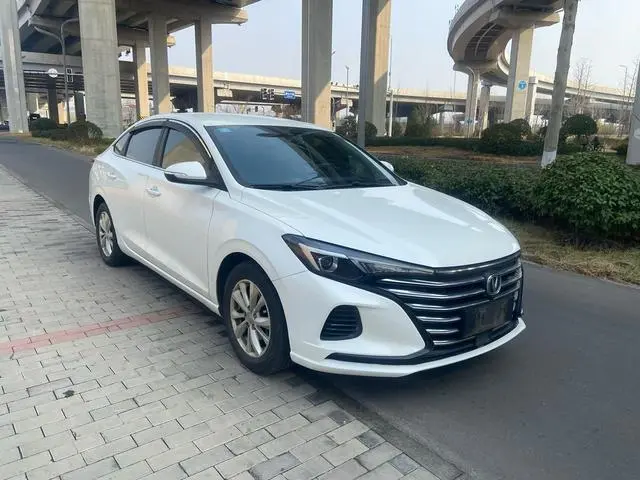 Changan Yidong PLUS 1.6L GDI CVT luxury