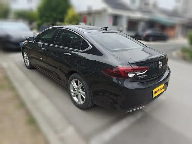 Buick Regal 552T luxury