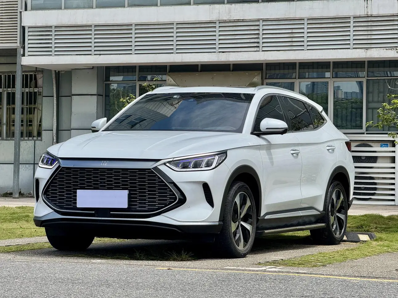 BYD Song PLUS DM DM-i 110KM two-wheel drive flagship PLUS 5G version