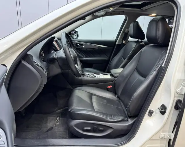Infiniti Infiniti Q50L 2.0T Premium Version Country VI