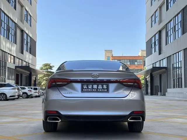 TOYOTA Asian dragon 2.5L Deluxe Edition