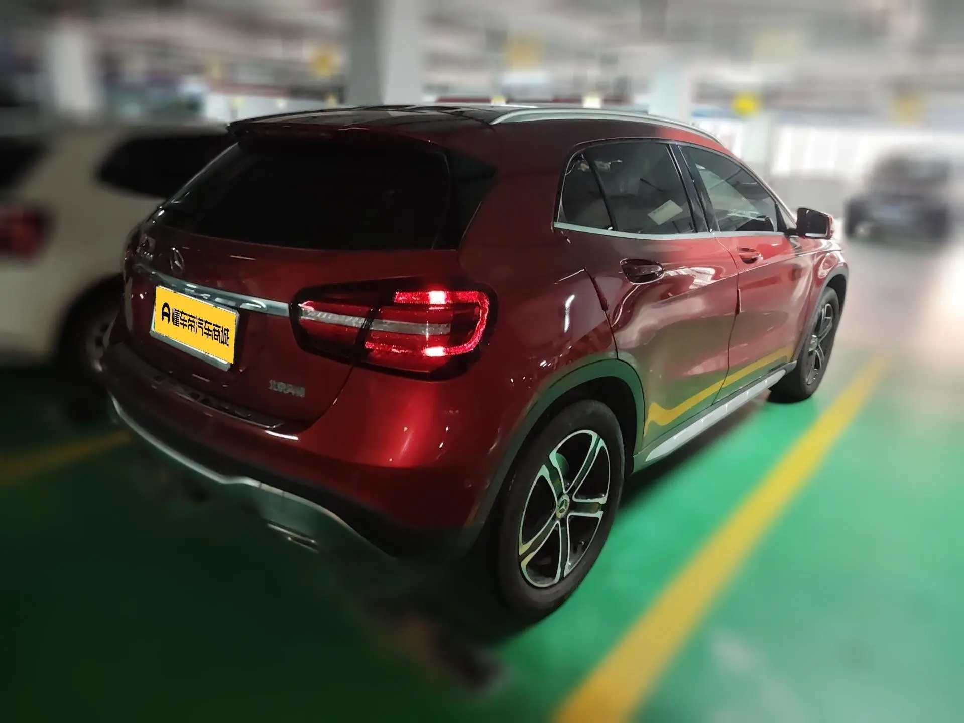 Mercedes-Benz Mercedes-Benz GLA GLA 200 fashion type