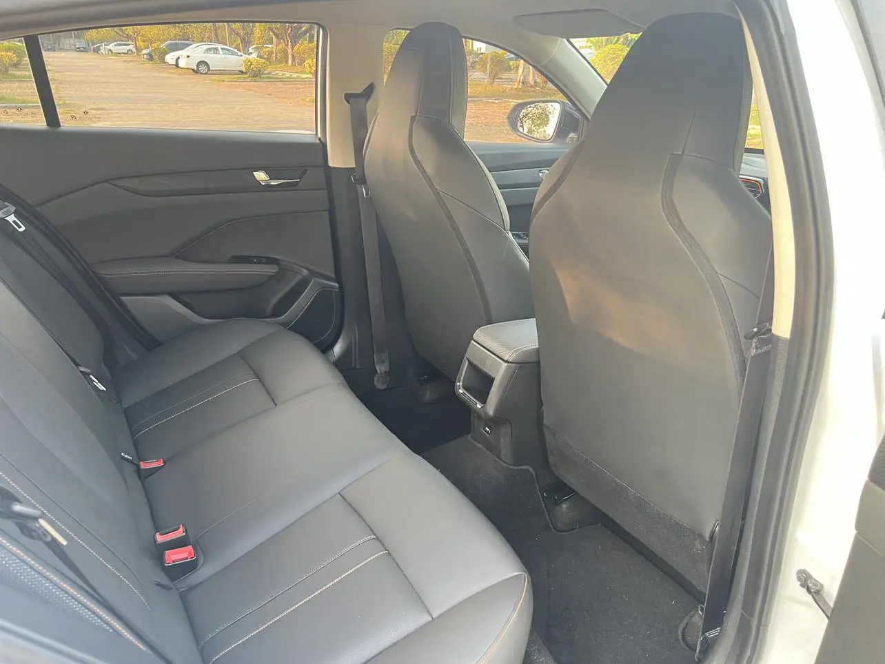Dongfeng Fengshen Yi Hyun 1.5L automatic speed version