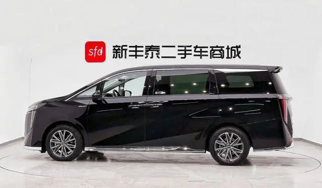 GAC Trumpchi M8 Master Series 2.0 TGDI Premium Edition