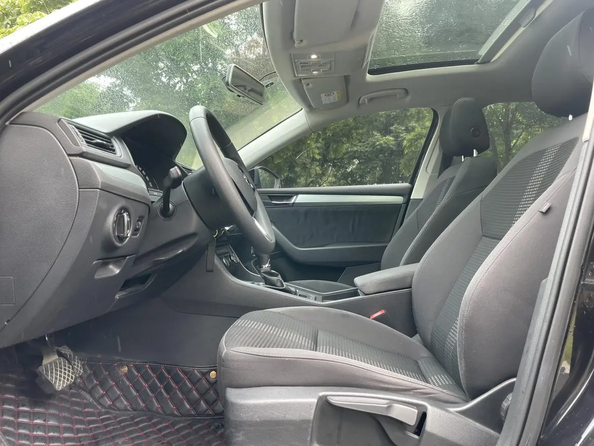 Skoda Speed pie ZI330 DSG Chuangxing Edition