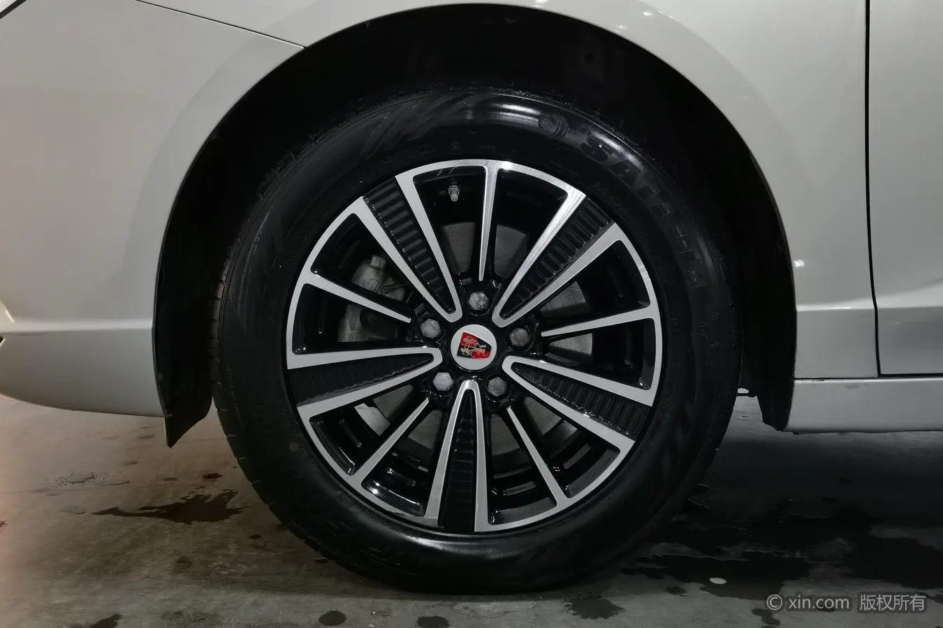 Roewe Roewe Ei5 Internet Ultimate Edition