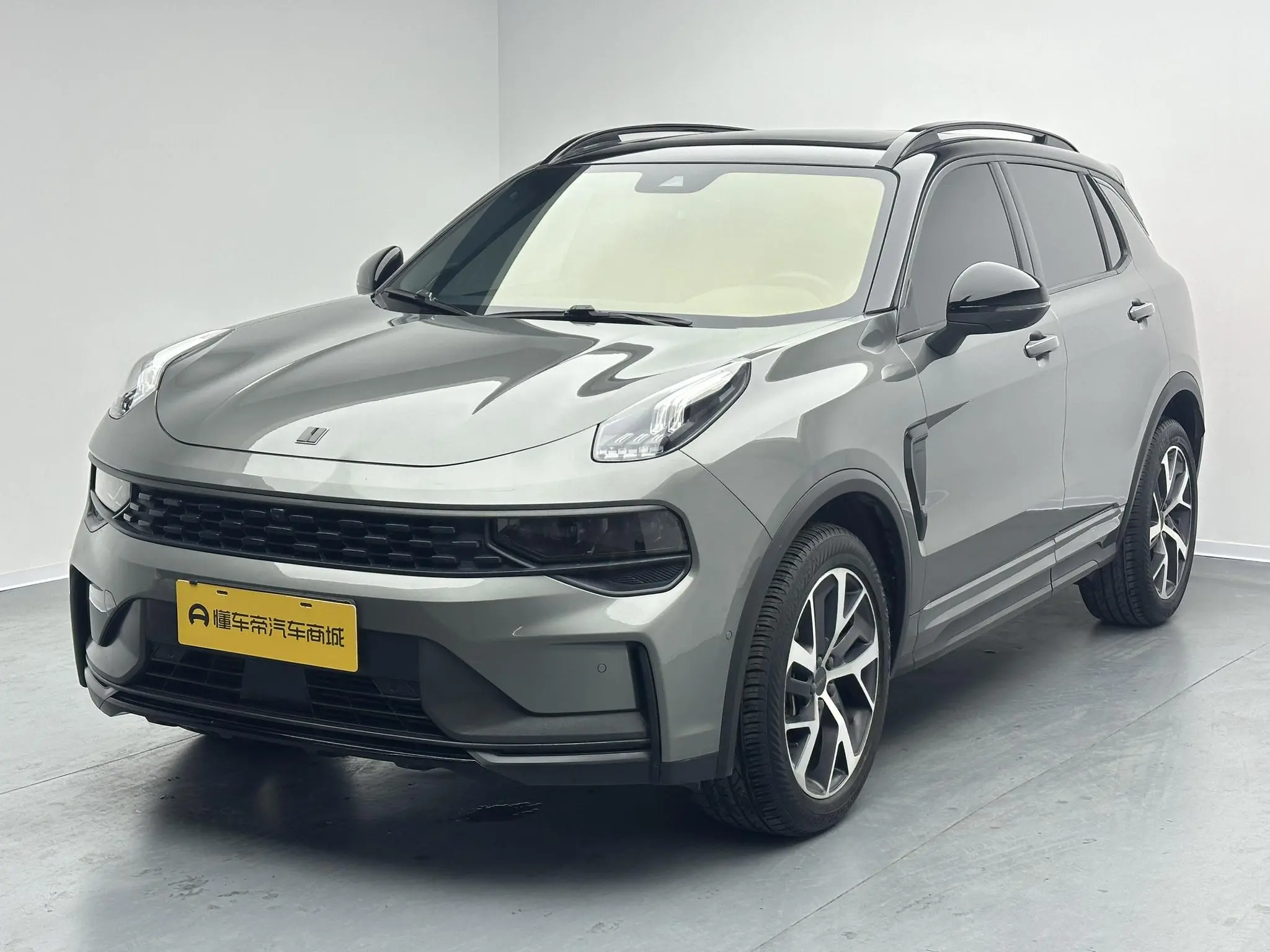LYNK & CO Lynk 01 2.0TD four-wheel drive Halo