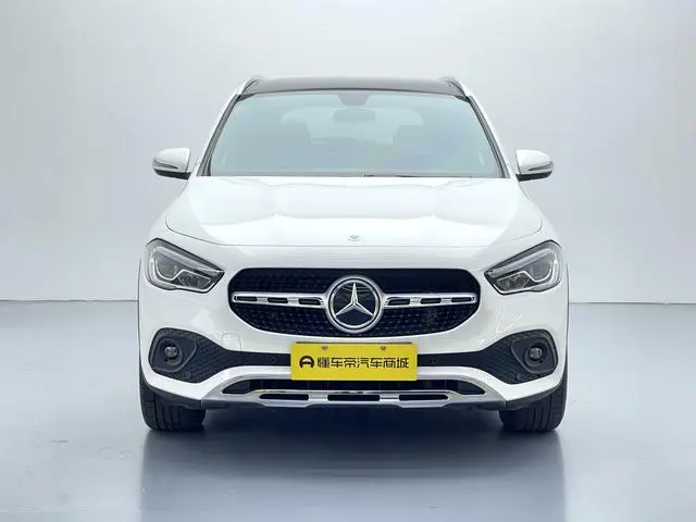 Mercedes-Benz Mercedes-Benz GLA GLA 200