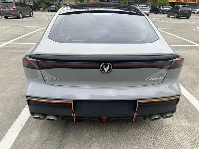 Changan Changan UNI-V 1.5T Sports version