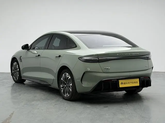 BYD seal 550KM standard battery life, rear drive version, premium type