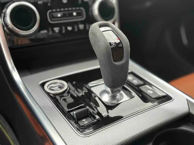 Jaguar Jaguar XEL 2.0T 250PS R-DYNAMIC S Enterprising Sports Edition