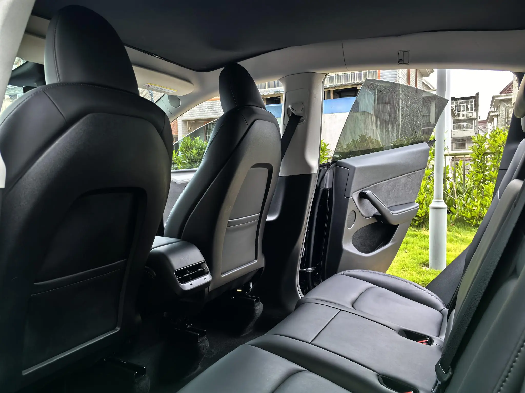 Tesla Model Y Facelifted rear-wheel drive version