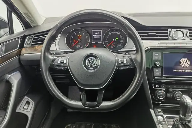 Volkswagen Magotan 330TSI DSG luxury Country V