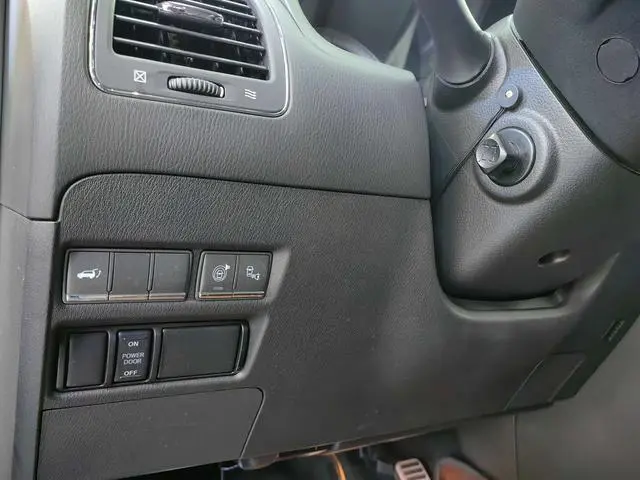 Infiniti Infiniti QX80 5.6L 4WD