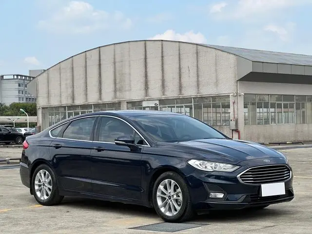 Ford Mondeo EcoBoost 180 fashion type