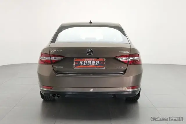 Skoda Speed pie ZI330 DSG Smart Edition