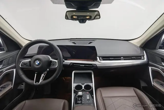 BMW BMW X1 sDrive25Li M sports suit