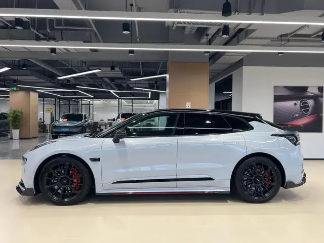 ZEEKR ZEEKR 001 FR 100kWh four-wheel drive