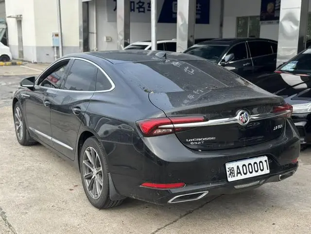 Buick Lacrosse 652T luxury