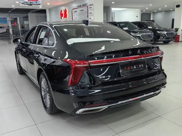 Hongqi Hongqi H5 1.5T DCT Zhilian Flag Rhyme Version