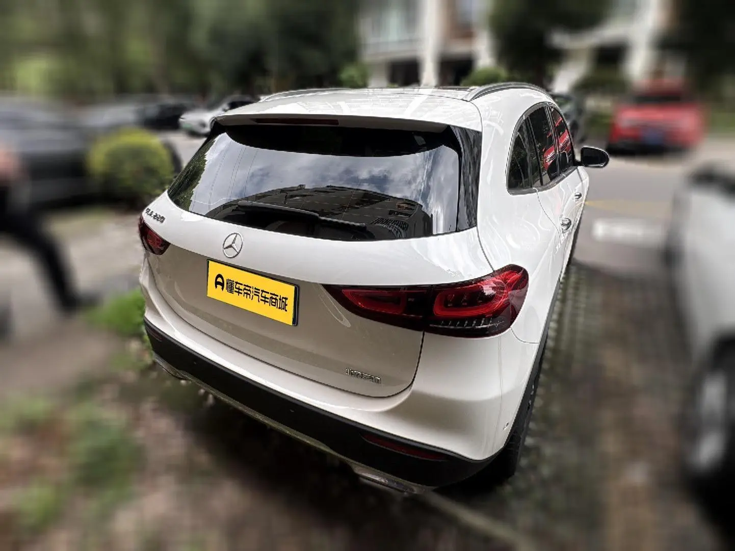 Mercedes-Benz Mercedes-Benz GLA GLA 220