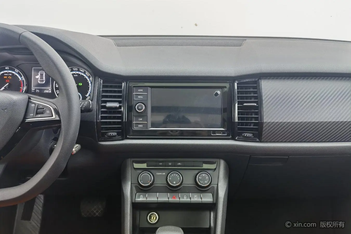 Skoda Kodiak ZI330 5-seater two-wheel drive standard version country VI