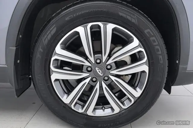Chery Fulwin Tiggo 8 Kunpeng version 290TGDI automatic wind-by-wind version+